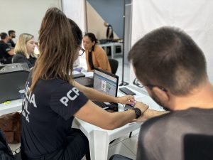 PCPR na Comunidade leva serviços de polícia judiciária para população de Curitiba, Litoral e RMC