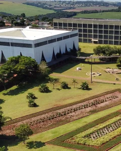 Unioeste abre inscrições para vestibular 2025 com 1.324 vagas