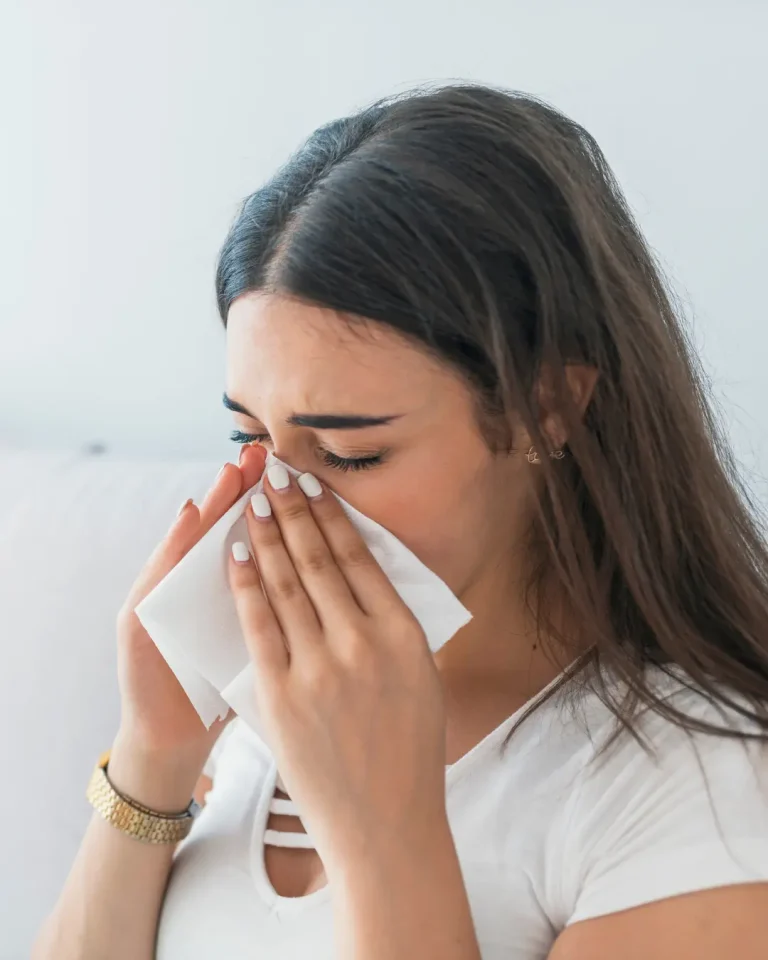 Polinização intensa na primavera aumenta sintomas de rinite; veja como se prevenir