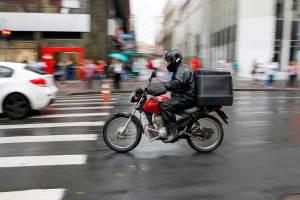 Projeto de lei Isenção de IPVA de motos até 170cc pode beneficiar 732 mil motociclistas   18/10/2024 - 16:41