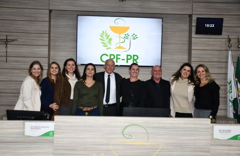 Atendimento farmacêutico de São José dos Pinhais é destaque da área no Estado
