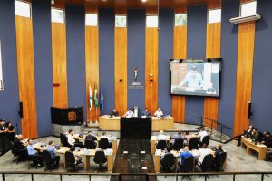 LOA: Com emenda, vereadores aprovam R$ 2,1 bi em receitas fixas para 2025