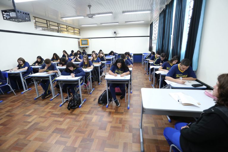 Comunidade escolar: consultas públicas do Programa Parceiro da Escola serão nos dias 6, 7 e 9 de dezembro
