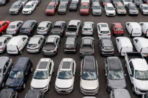 Vai comprar um carro seminovo? Confira orientações do Procon-SJP para evitar dores de cabeça