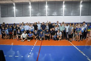 Núcleo de Esporte e Lazer Santos Dumont, em São José dos Pinhais, foi revitalizado e entregue aos moradores
