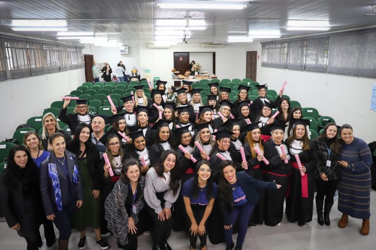 Empreendedoras da Beleza forma mais de 30 mulheres em São José dos Pinhais
