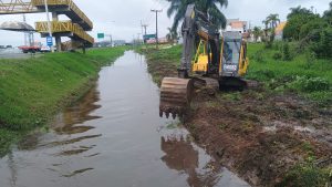 São José dos Pinhais intensifica ações para evitar alagamentos durante fortes chuvas