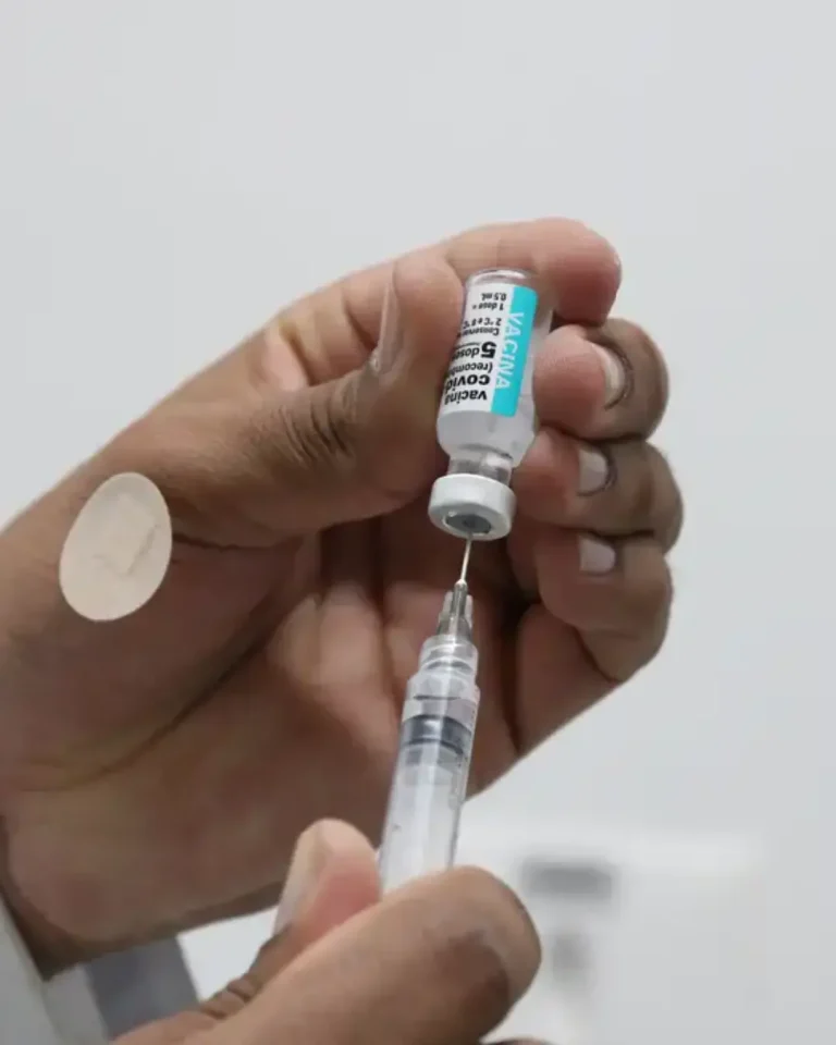 Ministério da Saúde atualiza calendário de vacinação para idosos e grupos prioritários