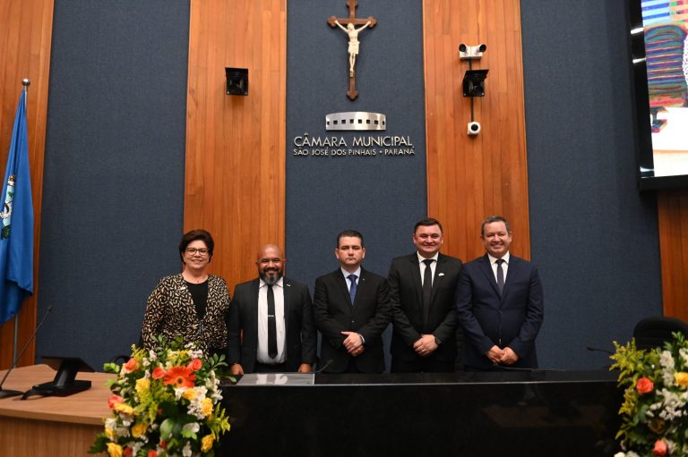 Conheça a Mesa Diretiva da Câmara Municipal para o biênio 2025/2026