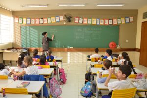 Ano letivo de 2025 começa em 6 de fevereiro em São José dos Pinhais