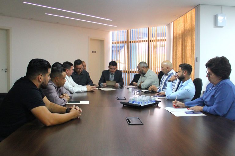 Câmara Municipal define líderes partidários e dá início à formação das Comissões Internas
