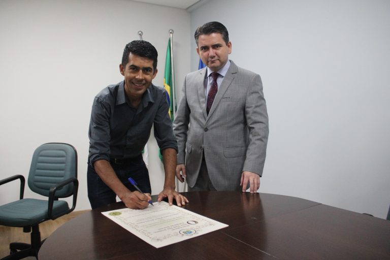 Débora Chemin receberá o título de Cidadã Honorária de São José dos Pinhais