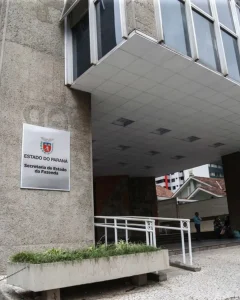 Concurso para auditor fiscal no Paraná abre 50 vagas com salário inicial de R$ 16,9 mil
