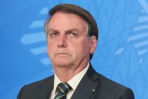 Bolsonaro e outros 33 são denunciados por tentativa de golpe