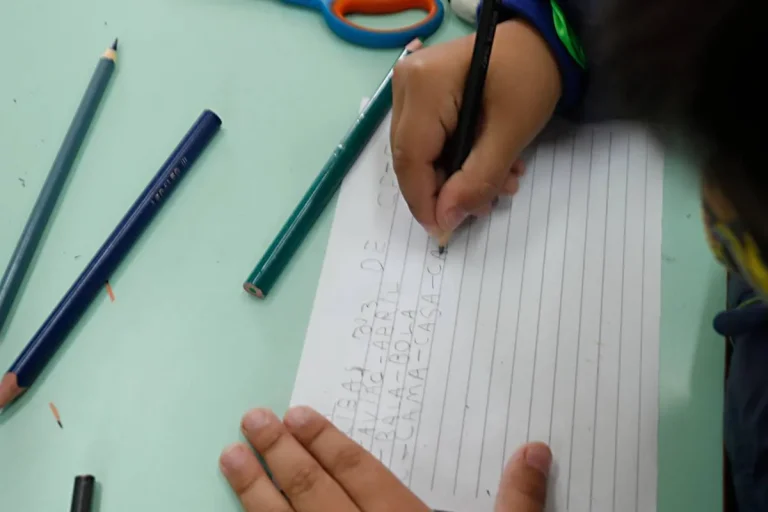 Volta às aulas! Pais preocupados com surto de viroses. Como evitar?