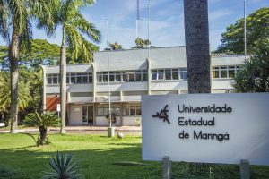 UEM abre teste seletivo com 10 vagas para professores; salários podem chegar a R$ 10,6 mil