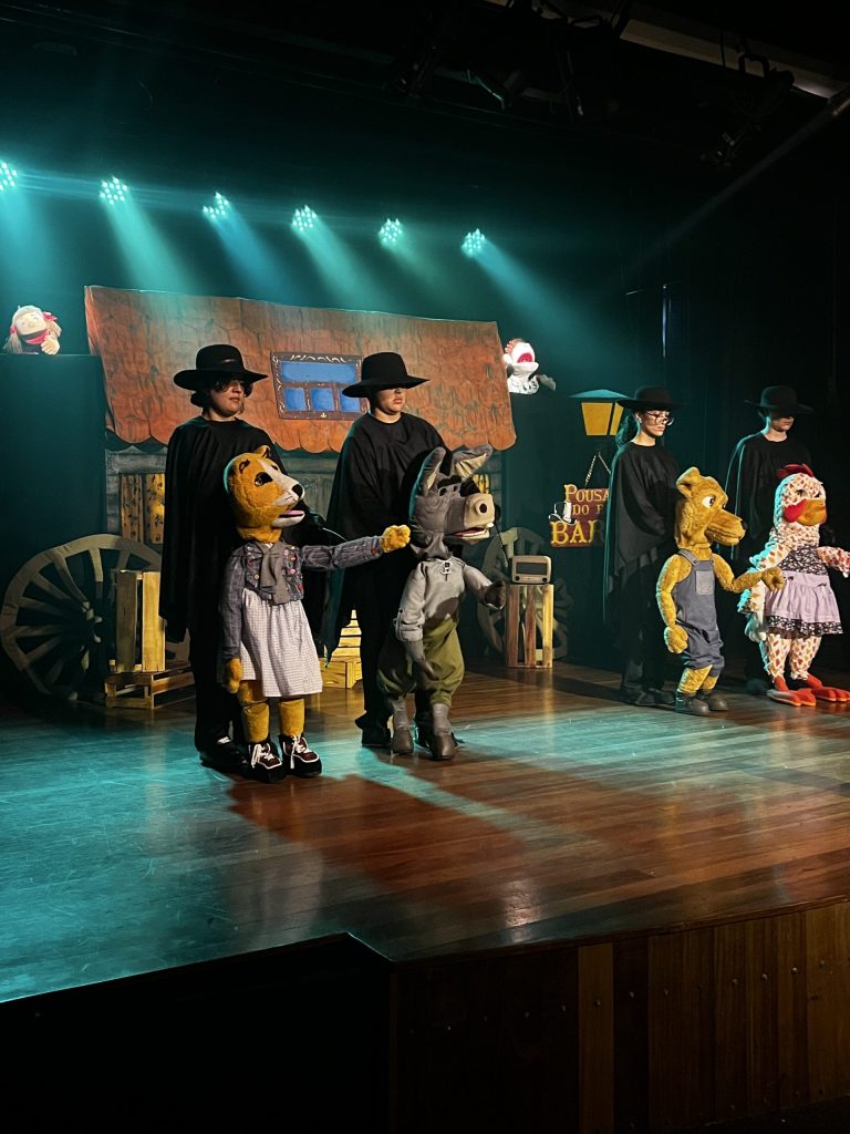 Espetáculos da Oficina de Bonecos movimentam o Teatro Ernani Zetola na Mostra Fringe 