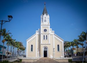 Via será interditada neste domingo (16) para Procissão com o Manto de São José