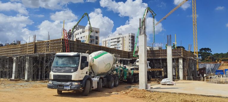 Obra do novo Hospital e Maternidade de São José dos Pinhais tem cronograma adiantado em 3 meses