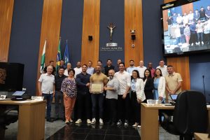 Vereadores entregam Votos de Louvor e Reconhecimento à Overall Gym