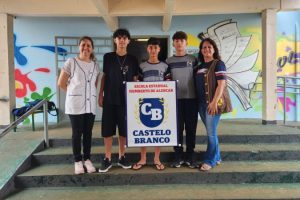 Com 3 medalhas de ouro em Olimpíada, alunos do Paraná viram referência em inovação