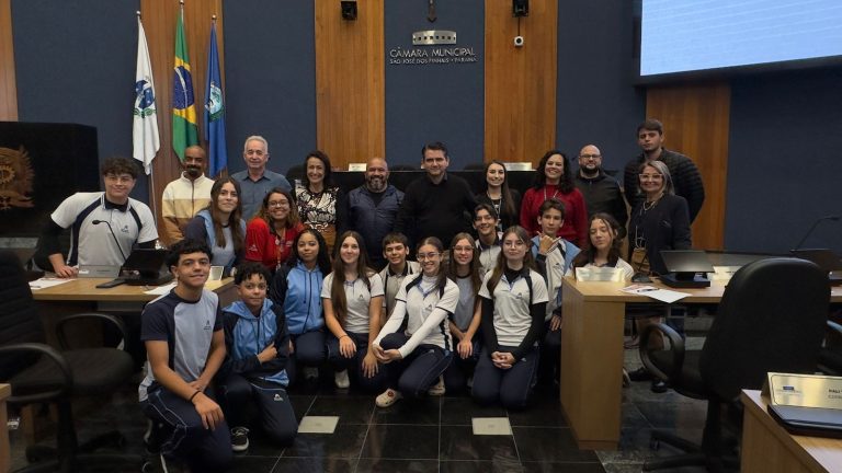 Escola da Cidadania realiza mais uma Visita Orientada e recebe alunos do Colégio Adventista