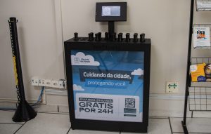 Prefeitura de São José dos Pinhais testa serviço inovador de compartilhamento de guarda-chuvas