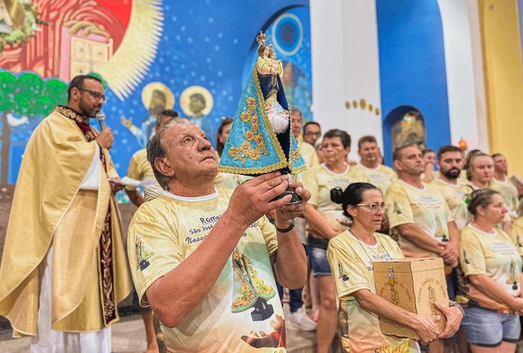 Romeiros completam 30 anos peregrinação a pé e farão caminhada de São José dos Pinhais até Paranaguá