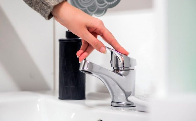 moradores-denunciam-falta-agua-bairro-sao-jose-dos-pinhais