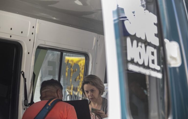 Sine Móvel estaciona no Santuário Guadalupe