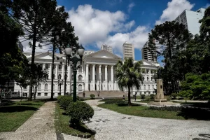 Inscrições para Vestibular 2026 da UFPR estão abertas; confira detalhes