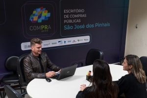 Escritório de Compras Públicas fortalece negócios locais em São José dos Pinhais