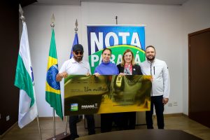 Morador de São José dos Pinhais recebe prêmio de R$ 1 milhão do Nota Paraná