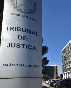 Concurso do TJPR oferece 60 vagas para técnico judiciário com salário de R$ 9.582,99