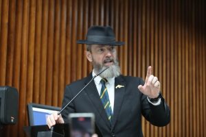 Deputado Tito Barichello (União).