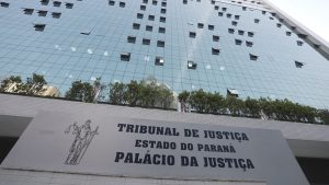 TJ PR abre concurso público com 60 vagas e salários de R$ 9,5 mil; veja como participar