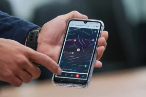 Mulheres do Paraná poderão rastrear agressores em tempo real