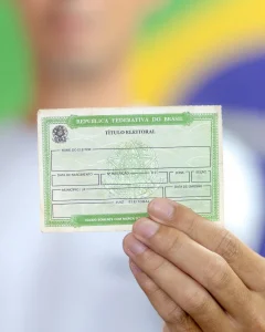 Prazo para regularizar título de eleitor termina em 19 de dezembro; 5 milhões podem perder documento