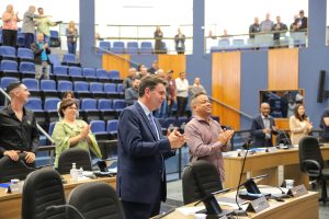 Câmara Municipal tem Sessão com aprovação de projetos e reforça ações para o Maio Amarelo