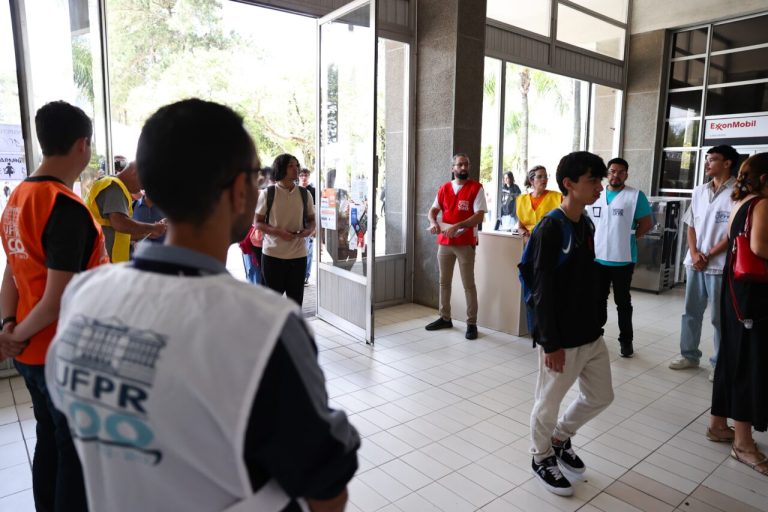 Vestibular da UFPR tem 39.566 inscritos, e supera período pré-pandemia