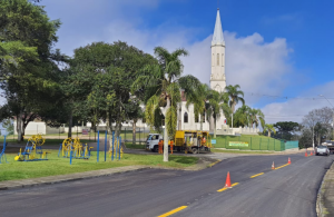 Recape asfáltico na Rua Doutor Murici, em São José dos Pinhais, é concluído