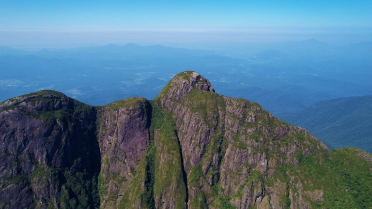 A conquista do Pico Paraná e a origem dos nomes indígenas para as montanhas paranaenses