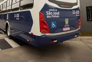 Lei contra rabeira nos ônibus entra em vigor em São José dos Pinhais