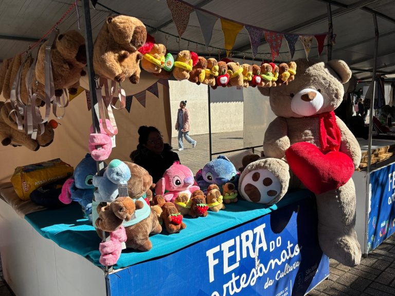 Feira de Artesanato da Cultura em São José dos Pinhais tem edição especial de Dia dos Namorados