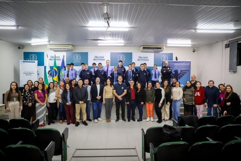Adolescentes da Guarda Mirim de São José dos Pinhais são contratados como aprendizes por multinacional automotiva