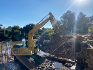 Obra do vertedouro da Lagoa do Pedon, no Guatupê, segue em execução
