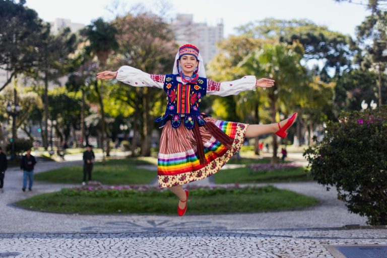 Festival Folclórico e de Etnias do Paraná começa na segunda-feira