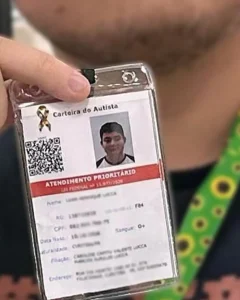 Paraná atinge 40 mil emissões de carteiras de identificação para pessoas com autismo