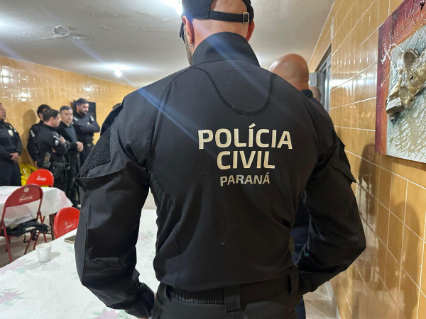 PCPR prende cinco investigados por fraudes na locação de veículos para envio ao Paraguai