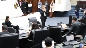 Ex-governadores do Paraná participam de bate-papo com deputados universitários